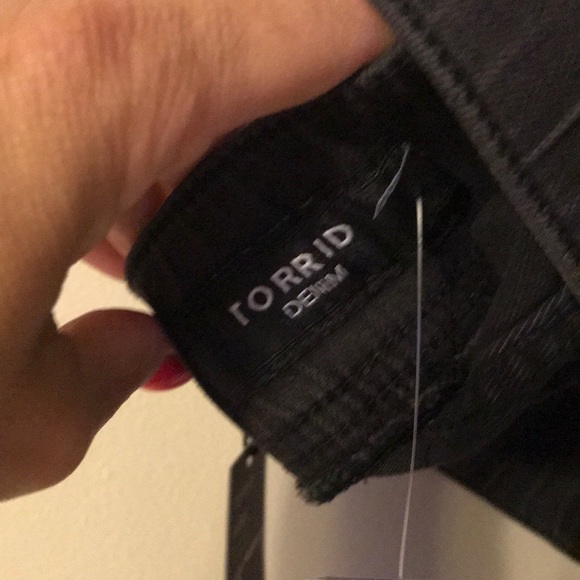 Torrid Jeggings - Picture 3 of 6